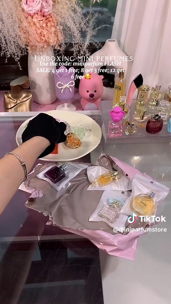 Unboxing Mini Perfumes: Discover New Fragrances