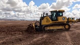 Deere’s new 850 X-Tier dozer packs more power, torque, and productivity than the 850L it’s based on, and we have a closer look. Check it out. https://ow.ly/SEYU50VSW2Y | Equipment World