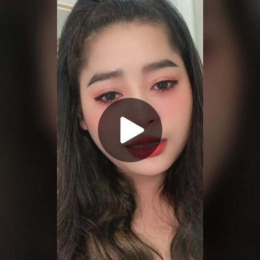 How to Apply Cosmetic Products for a Flawless Look