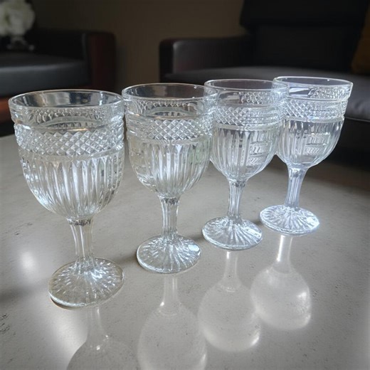 Vintage Set of (4) Libbey Radiant Water Goblet Pressed Glass Stemware With Vertical Cuts Decorative Band Collectible Glassware - Etsy