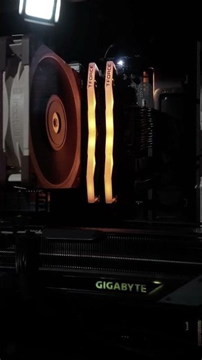Walnut Wood RTX 5070 Gaming PC Build | C8 Wood Extreme
