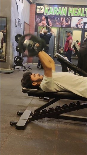 subscribe me guys #gym #motivation #bodybuilder #bodybuilding #shorts #gymworkout #love #tricepsw