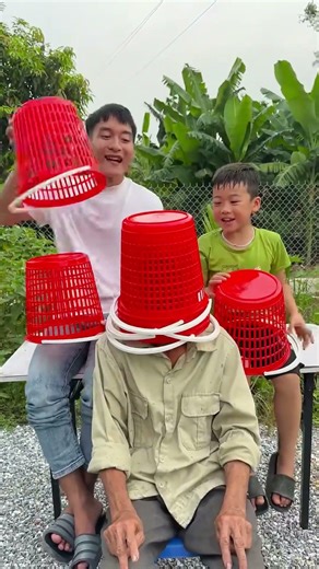 Bucket Surprise on Grandpa – Funniest Reaction Ever 😹