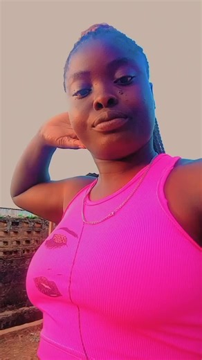 Ebony hub fashion designer (@ebonyhub0)’s videos with original sound - Ebony hub fashion designer