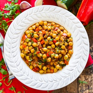 Moorish-Spiced Spanish Garbanzo Beans | Fast & Easy to Make Recipe