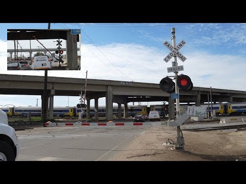CDTX 2002 Amtrak Gold Runner Train 715 North | E North Ave. Railroad Crossing, Fresno CA
