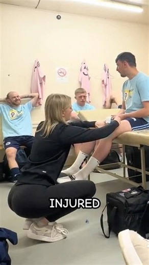 Why This Athletic Trainer Blew Up Online 😮