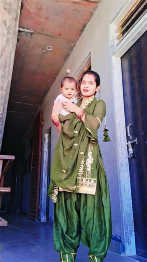 aaj nhi to kaluaa बदलेगा in हाथों की lakire