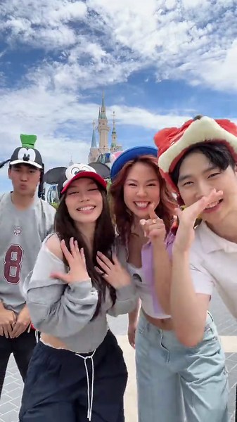 We’re at Disneyland! Disneyland rides highlights 2026