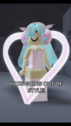 #roblox #hats #hat #oldroblox #2017 #2018 #2018roblox #2017roblox #dahood #dh #robloxedit #robloxfyp #alttok #alt #vent #ventacc #venttok #foru #4u #4yp #fyp #viral #lgbt🌈
