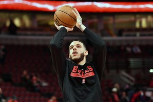 Lakers Predicted to Pursue Lonzo Ball Reunion As the $10,000,000 Bulls Guard Surfaces in Trade Rumors