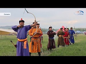 СЭЛЭНГЭ: Үндэсний сур харвааны тэмцээн Бугант тосгоны “Цагаан тохойн” сурын довд болж байна