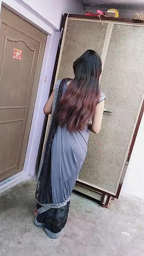 Expressive Dance in Traditional Indian Saree