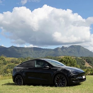 Why Should You Buy a Tesla from Hertz? ✅ Hertz Car Sales offers a 12-month/12,000-mile limited warranty, to give you confidence in making a used car-buying decision. ✅ Our Tesla models include a full seven-day Hertz Buy Back Guarantee* so you can have total confidence in your purchase decision. ✅ Hertz Car Sales accepts trade-ins, making the upgrade to a Tesla easy. ✅ We keep our fleet in top condition to ensure a great experience for our rental customers, who depend on us for reliable transport