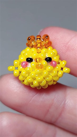Make cute beads keychain charm Beaded amigurumi #beads #keychain #preppy #amigurumi #diycrafts
