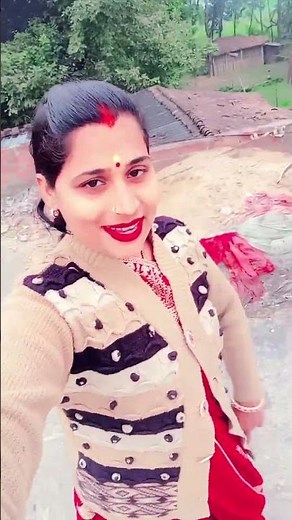 dekha hai pahli bar Sajan ki aankhon mein pyar.. more