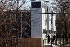 Editorial: Build, baby, build. There’s good news on Chicago’s South and West sides.