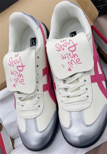 Explore Onitsuka Tiger Women's Sneakers Collection