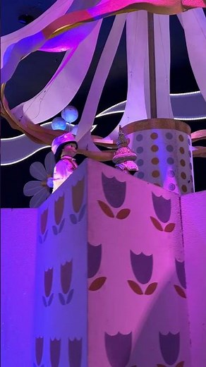 NEW “It’s a Small World” Lyrics Debut at Disneyland #itsasmallworld