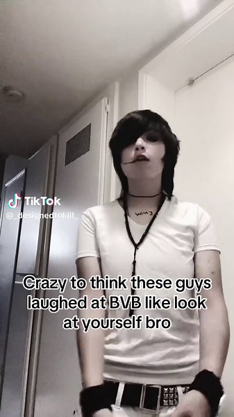 Discovering the 2000s Emo Scene and Myspace Culture