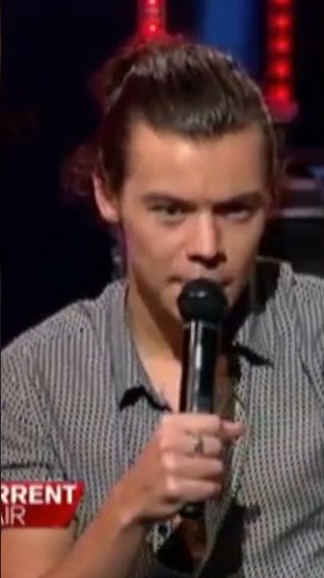 One Direction: Both clips give same energy 😂 Subscribe for daily 1D videos! #onedirection