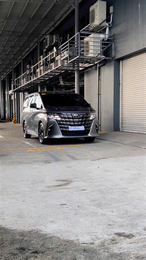 9.2K views · 164 reactions | Toyota Alphard HEV 2025 勇 #toyota #Alphard | Toyota Land Cruiser | Facebook