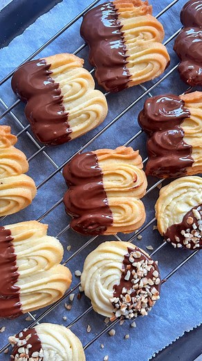 18K views · 792 reactions | Les spritz Des petits fours très facile...