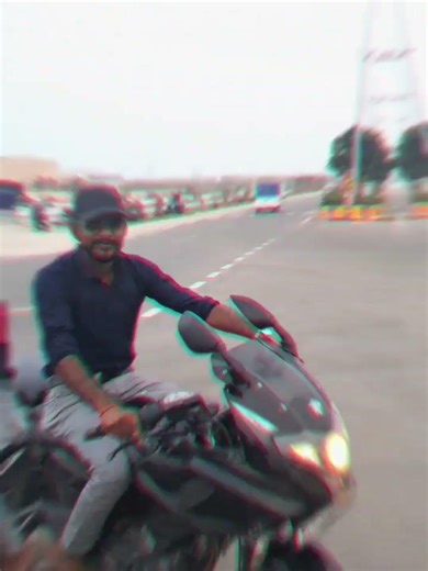 chadni raat ko goli chalaye