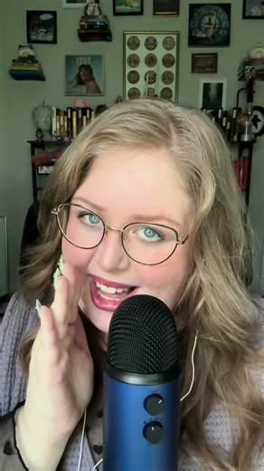 Alexa play best of both worlds 💕✨ go expeditiously and watch our vid on @hannah’s hideaway asmr ✨ big ups to Hannah for being such a an angel!! #asmr #tapping #whispers #relax