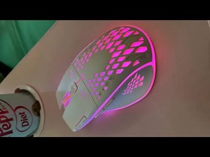 Wireless Gaming Mouse, VEGCOO C30 Silent Click Wireless Rechargeable Gaming Mouse with Double-Click