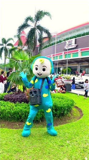 Cocomelon one two three four five round and round