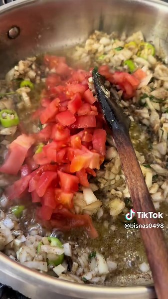 #desifood #yummy #homemade #paneer#hitsthespot #jhol
