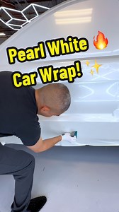 127K views · 1.2K reactions | Car wrapping the Jeep Grand Cherokee 欄✨ I also teach how to wrap cars in person and I have instructional videos too, for those who rather watch from home!  ‍﫡 #asmr #asmrsounds #carwrap #carwrapping #vinylwrap | Jay The Wrap Specialist | Facebook