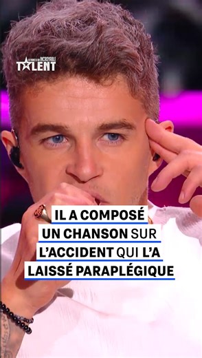 "Mais j'ai laissé mes jambes là-bas..." L’accident qui l’a rendu paraplégique l’a inspiré à composer une chanson. La France a un incroyable talent, tous les mardis à 21:10, sur M6 et en streaming sur M6 | M6
