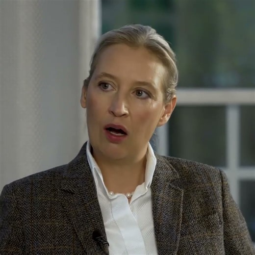 Dr. Alice Weidel: "Angela Merkel has politicized me to the maximum extent"