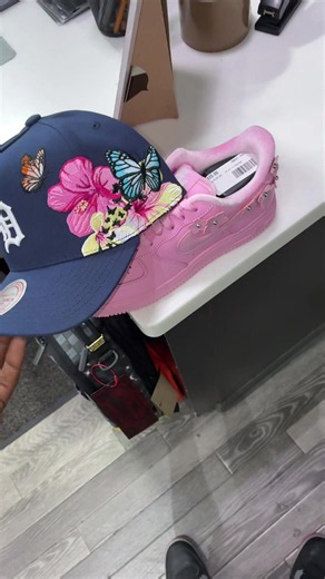 Women Air Force 1 Triple Pink IR8637-600 Review