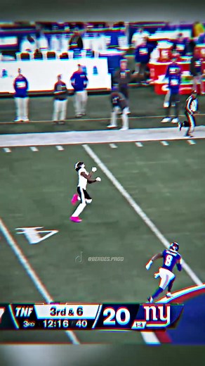 Devonta Smith 90-Yard Touchdown Highlight