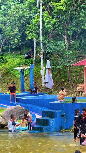 🏡 HARGA CHALET LATA BIJIH 🏠 Chalet A – RM50 🚿 Tandas di luar 🏠 Chalet Tepi Sungai – RM60 🚿 Tandas di dalam 🏠 Chalet Mary – RM90 🚿 Tandas di dalam 💦 BAYARAN KOLAM 👧 Kanak-kanak – RM3 🧑 Dewasa – RM7 👶 2 tahun ke bawah – Percuma 🌊 Mandi sungai – Percuma 🏡 BAYARAN WAKAF • RM7 – ❌ Tidak boleh booking, walk-in sahaja • RM15 – ✅ Boleh booking awal 📲 Booking & pertanyaan: No dio bio (WhatsApp/Call) ✨ Sesuai untuk family, kawan-kawan & percutian santai! 📍 Lata Bijih, Kelantan #latabijih #c