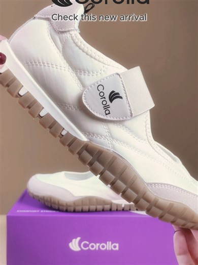 Trendy Corolla Sneakers - Perfect for Your OOTD!