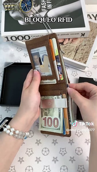#wallet #rfid #tiktokmademebuyit #summerwins #dealsforyoudays