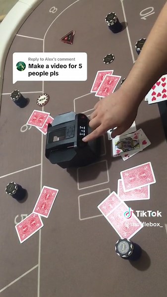 How to Play Texas Hold’em with ShuffleBox G1 Pro