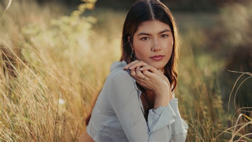 Simple Lighting Techniques for Outdoor Portrait Photography