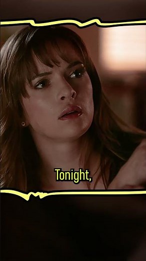 Rupture Comes From Earth 2 to Fight The Flash #theflash