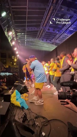 With "Effe Serieus" on stage…the party can’t be stopped. 🥳 #challengerproleague