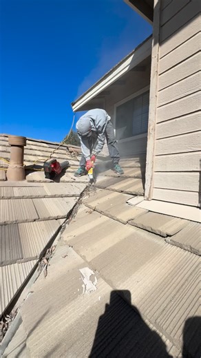 We’re your local roofing company, out here in Murrieta completing a lift and relay to make sure this roof stays watertight and solid for years to come. Quality workmanship, honest service, every time. 📍 Murrieta, CA 🔨 Lift & Relay Roofing 📞 Call your local roofers when it matters most #MurrietaRoofing #LocalRoofers #LiftAndRelay #RoofRepair #OnPointRoofing #SoCalRoofing | On Point Roofing Repair
