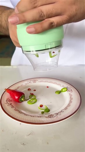 Extremely Fast Salad Making Machine. #fblifestyle | Waqas Khalil