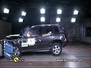 MERCEDES GLK CRASH TEST