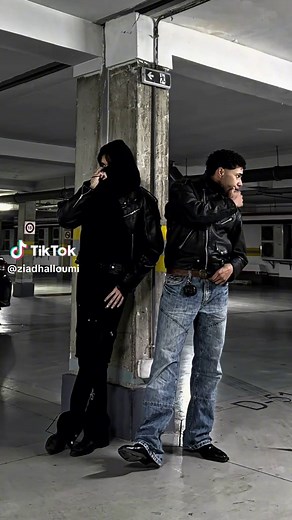 Duo Pic Ideas / Poses ideas for duos Follow for more | Save for later Outfit details: Jacket: @Tagged Official Jeans: @smalltownkid.official Boots: @ZARA Posing with @Karim ssoubai #duoposes #streetwear #outfitinspo #baggvieans ideas for outfits, y2k aesthetic outfits, photography posing tips, trending streetwear, outfit content ideas