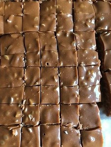 258K views · 968 reactions | "I finally got this recipe from my mother last Christmas and made three batches of the stuff! I always loved it as a kid and no one can keep their hands off it. I had always assumed that Aunt Bill was some distant relative so I was surprised to find this was not a family recipe, but a pretty famous one, haha!" Recipe in (c.o.m.m.e.n.t ). | Easy Recipes | Facebook