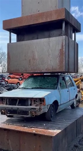 Vehicle Shredding 12 #ai #oddlysatisfying #auto